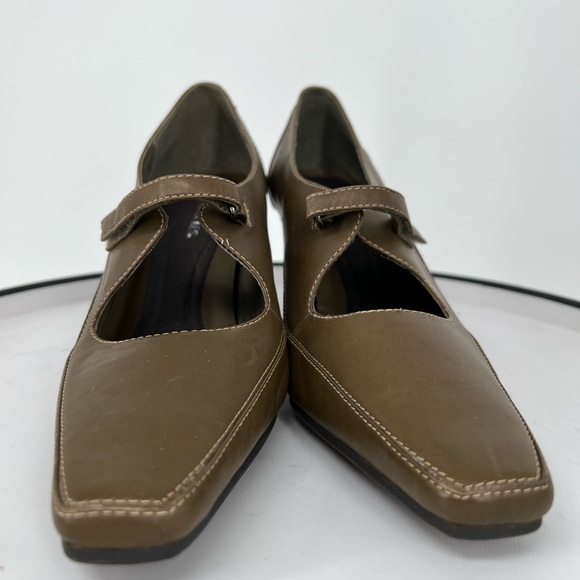 Aerosoles Womens Heel Elane Taupe / Olive Green Leather, Adjustable strap - Picture 4 of 8